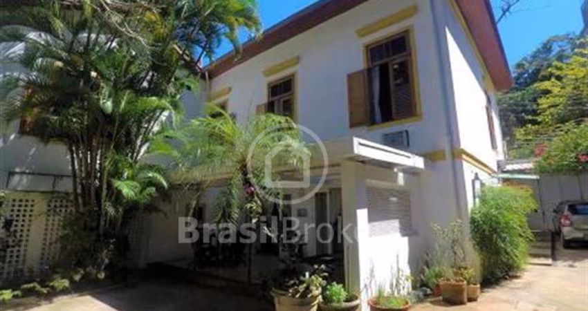 Casa à venda com 400,00m² e 4 quartos em Gávea, Rio de Janeiro - rj