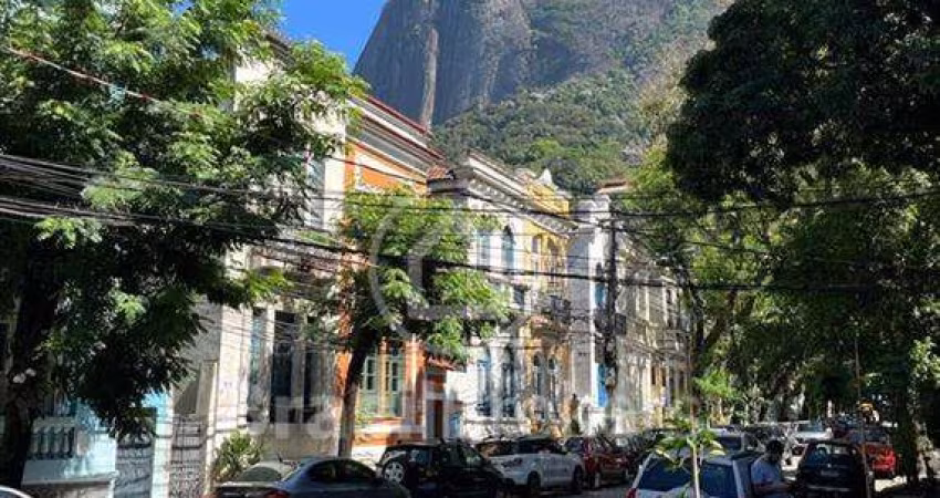 Humaitá casa com 345 metros