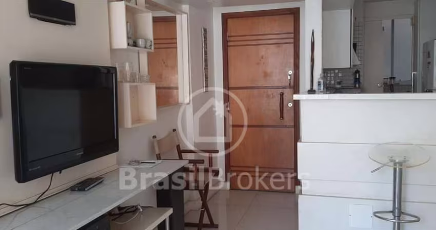 Apartamento à venda com 57,00m² e 1 quarto em Copacabana, Rio de Janeiro - rj