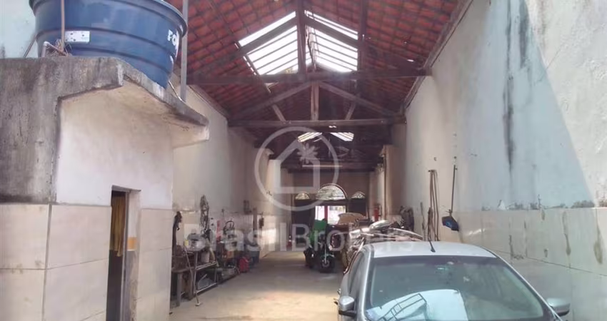 Prédio à venda na Rua Santo Cristo com 297m2
