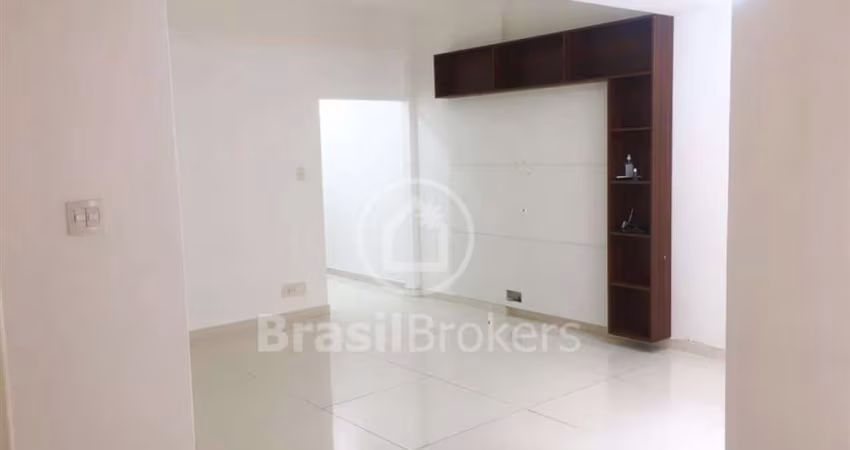 Apartamento à venda com 106,00m² e 3 quartos em Copacabana, Rio de Janeiro - rj