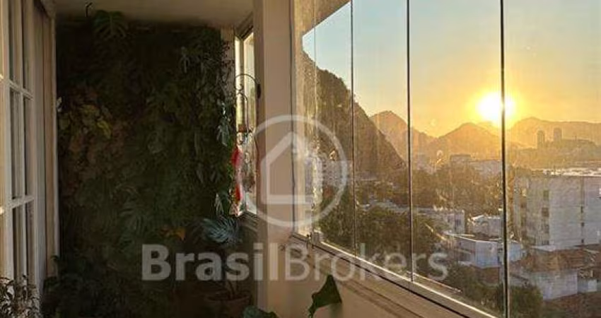 Apartamento à venda com 118,00m² e 3 quartos na Avenida São Salvador -  Urca, Rio de Janeiro - rj