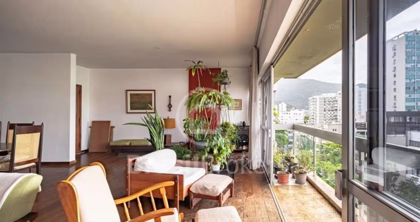 Apartamento à venda com 184,00m² e 4 quartos em Leblon, Rio de Janeiro - rj