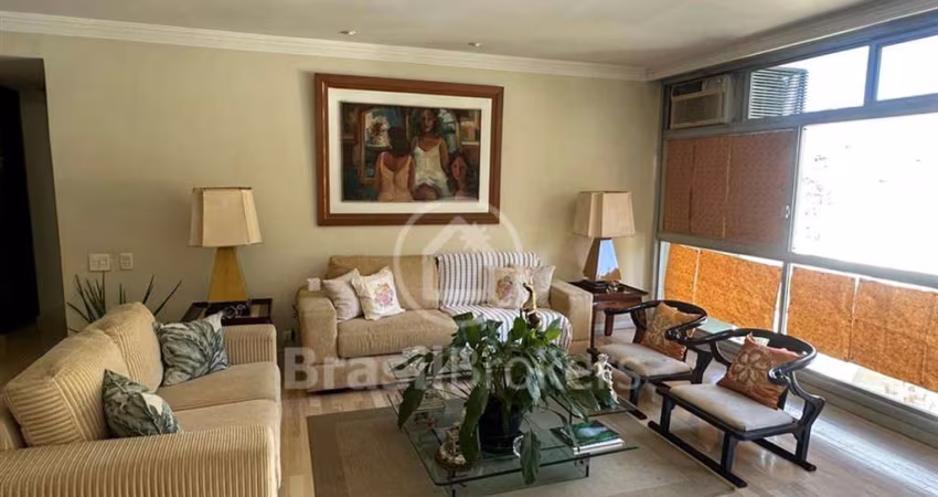 Amplo apartamento no Village São Conrado