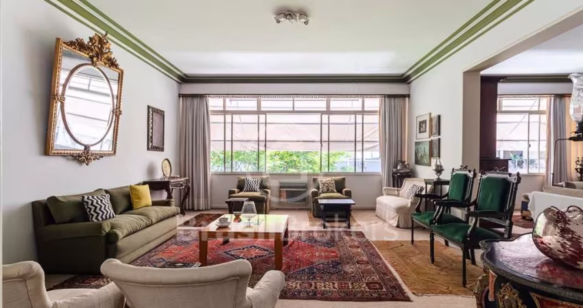Apartamento com planta circular, 220 metros quadrados em ótima localização no Leblon