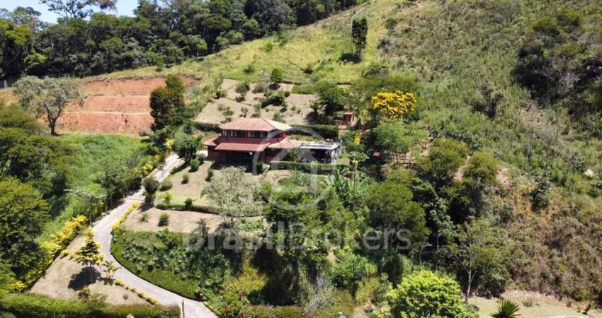 Casa com vista fenomenal.