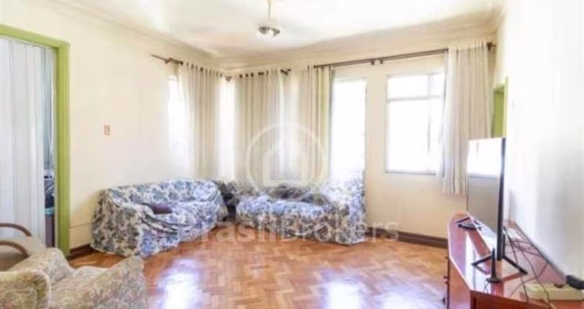 CHARMOSO APARTAMENTO COM 4 QUARTOS NO FLAMENGO