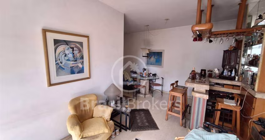 Humaita, Residencial com 2 Quartos, Infraestrutura Completa, 70m2.