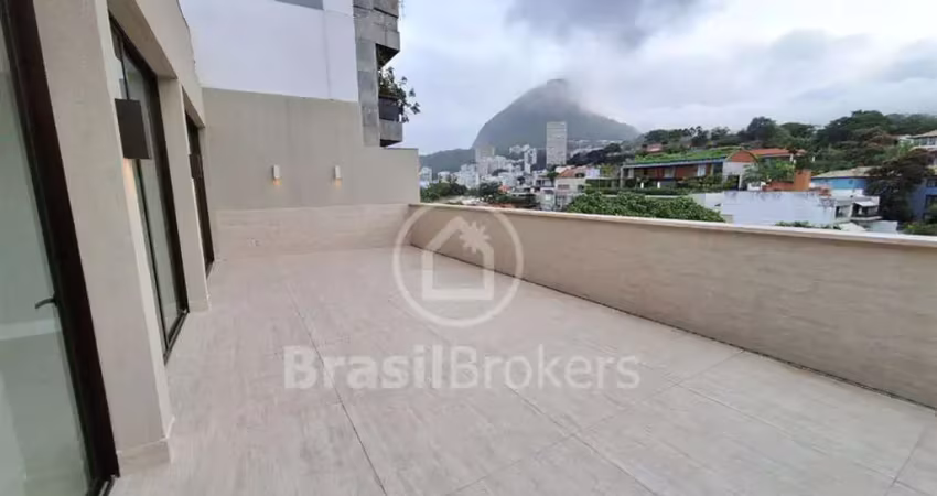 Cobertura Linear no Leblon de 460 m2, Totalmente Reformada e Modernizada