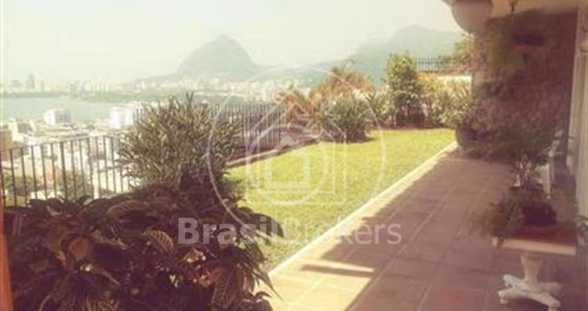 Casa à venda com 700,00 m² e 4 quartos no Jardim Botânico, Rio de Janeiro - RJ