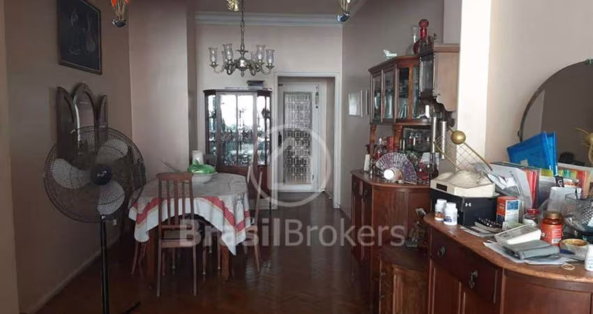 Apartamento à venda com 150,00m² e 3 quartos em Copacabana, Rio de Janeiro - rj