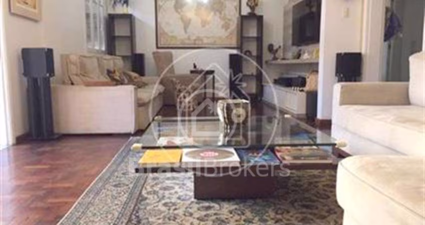 Apartamento à venda com 212,00m² e 4 quartos em Copacabana, Rio de Janeiro - rj