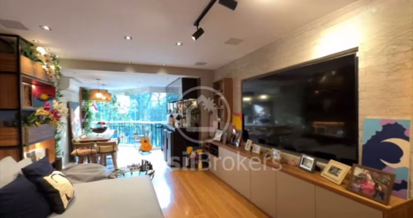 Maison Leblon - Alto Padrao reformado, 4 suites, 3 vagas.