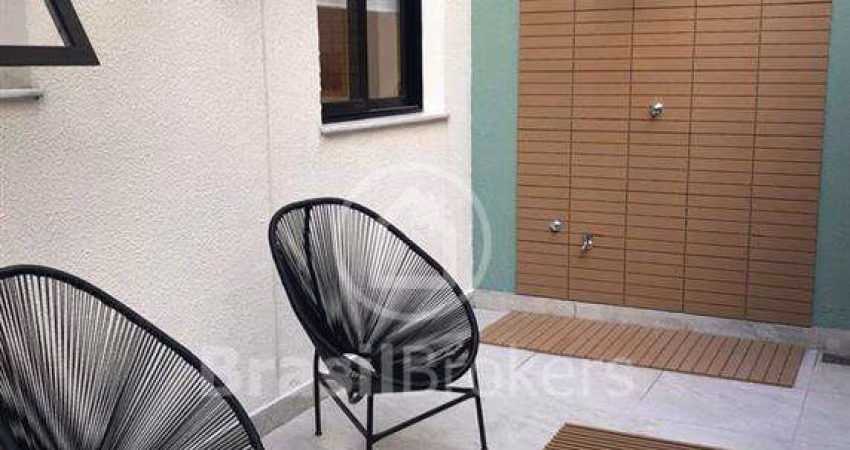 FLAT À VENDA EM PRÉDIO NOVO EM COPACABANA