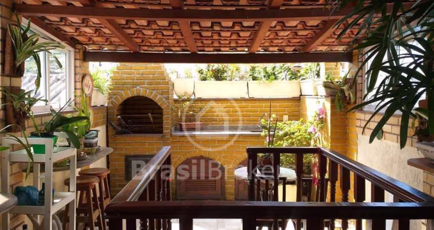 Apartamento à venda com 200,00m² e 3 quartos em Copacabana, Rio de Janeiro - rj