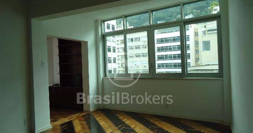 Apartamento à venda com 0m² e 3 quartos em Leme, Rio de Janeiro - rj