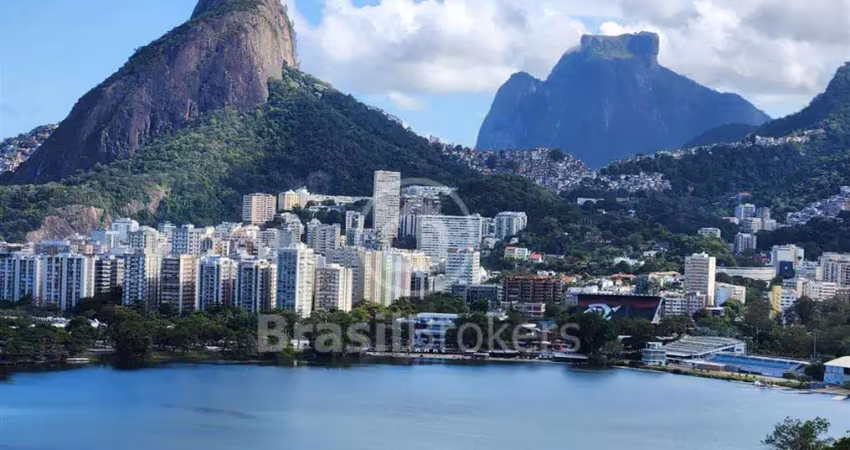Apartamento na lagoa com vista exuberante para a floresta e lagoa