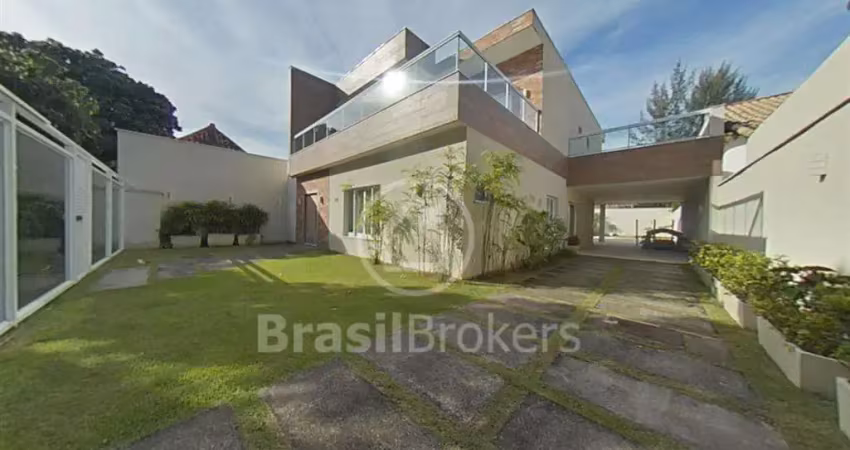 Casa de condomínio à venda com 600,00m² e 6 quartos em recreio dos bandeirantes, rio de janeiro - rj