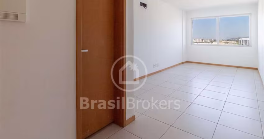 Sala Comercial à venda com 21,90m² e 1 quarto em Campo Grande, Rio de Janeiro - RJ
