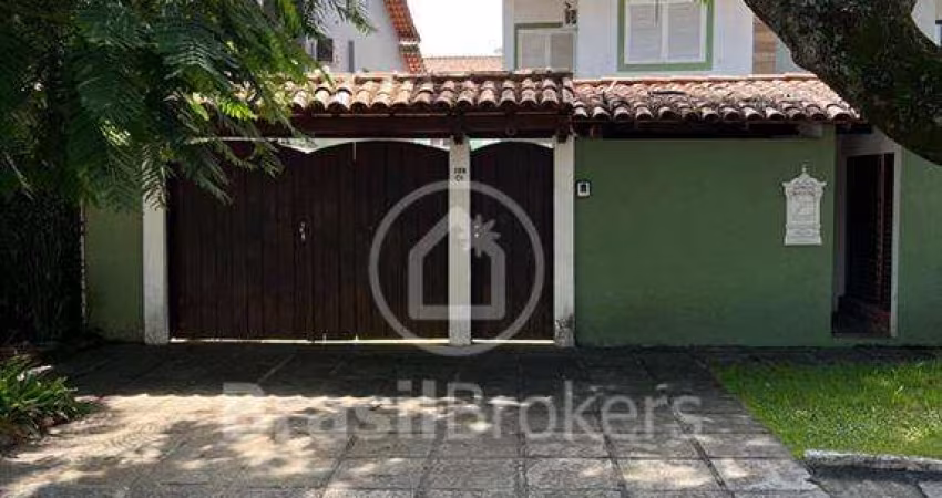 Casa com 3 Quartos à Venda no Condomínio Santa Mônica Town Houses - Barra da Tijuca