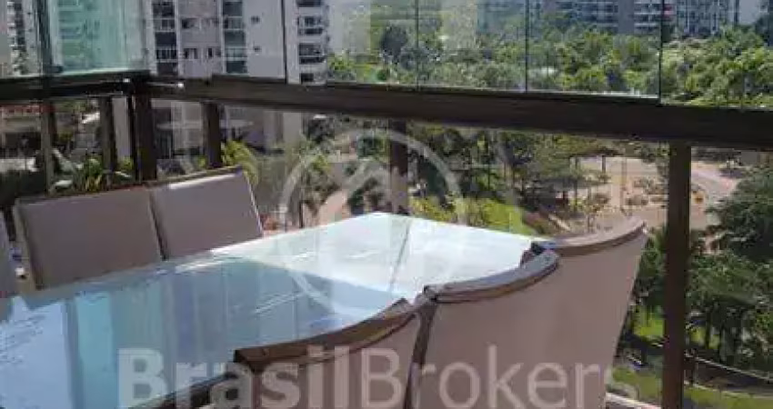 Grande oportunidade de 4 suítes todo decorado no saint michel da ilha pura!