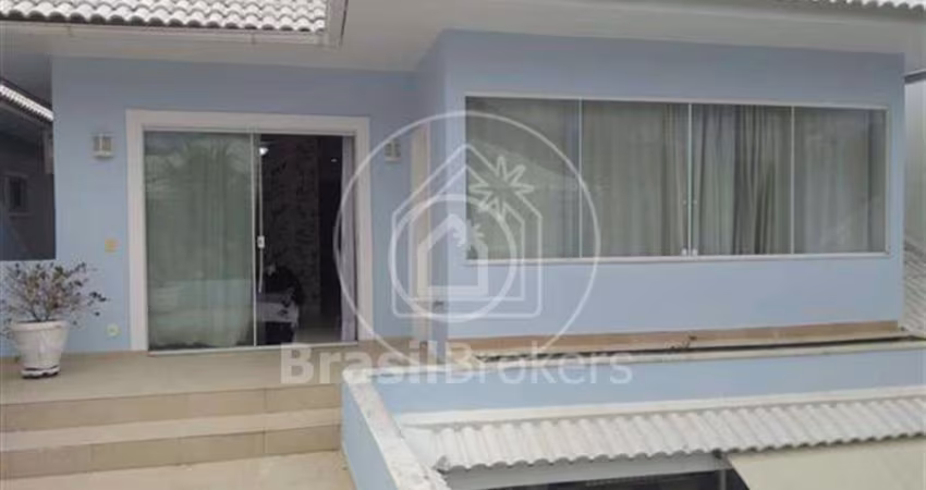 Barra da Tijuca - Casa de Condomínio 305,00m² e 6 quartos
