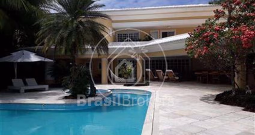 Condomínio Arouca mansão com 864,00m²