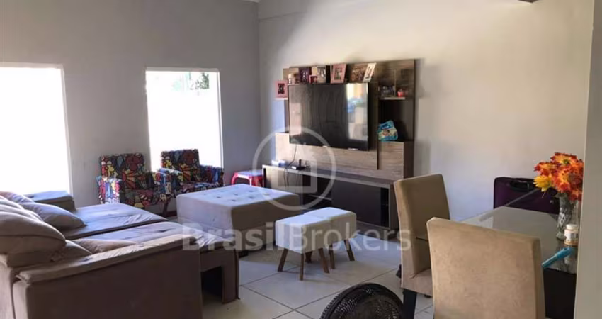 Casa em condomínio à venda com 180,00m² e 4 quartos em Vargem Pequena, Rio de Janeiro - rj