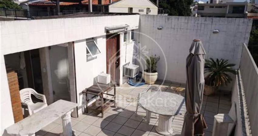 Cobertura Duplex à venda com 260,00m² e 3 quartos em Barra da Tijuca, Rio de Janeiro - rj