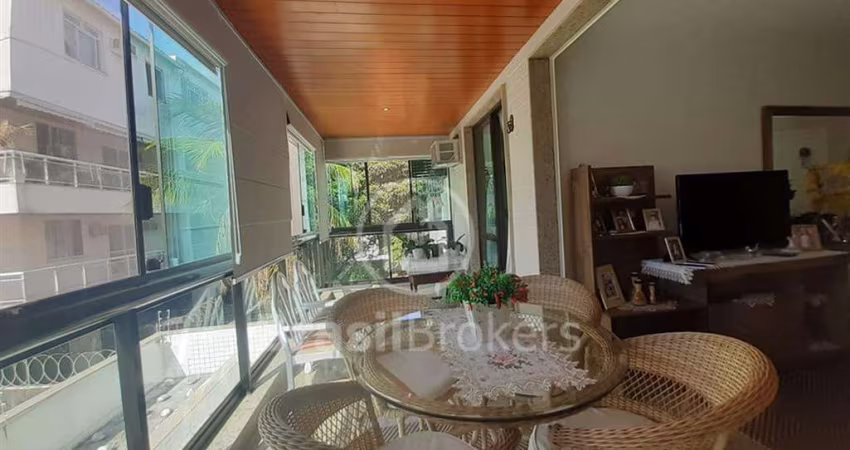 Recreio dos Bandeirantes - Excelente  localização - 3 quartos, 1 suíte, 2 vagas