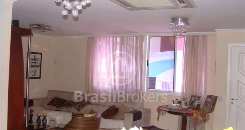 Casa de Condomínio à venda com 226,00m² e 4 quartos em Recreio dos Bandeirantes, Rio de Janeiro - rj