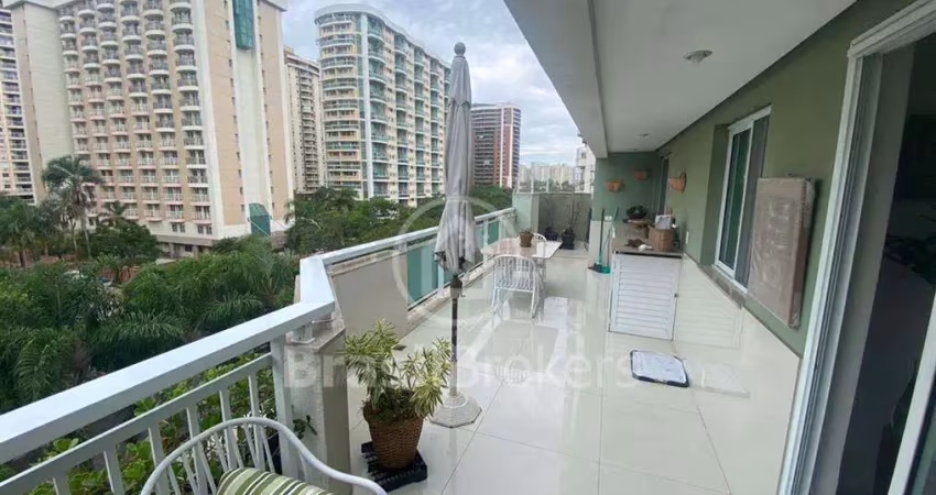 Belíssimo apto na barra, moderno e reformado, pronto para morar, 3 quartos,118m2, 2 vagas