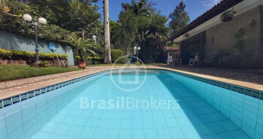 Casa de Condomínio à venda com 1035,00m² e 4 quartos em Itanhangá, Rio de Janeiro - rj