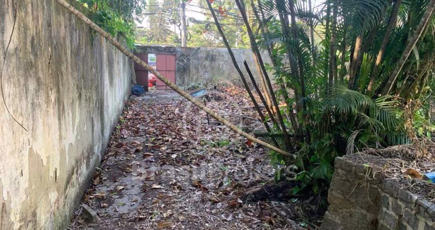 Maravilhoso terreno em Vargem Pequena