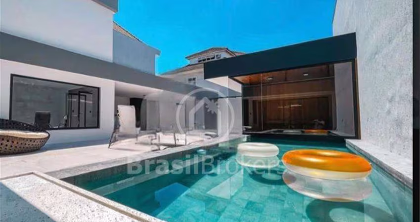 Casa de Condomínio à venda com 644,00m² e 4 quartos em Barra da Tijuca, Rio de Janeiro - rj