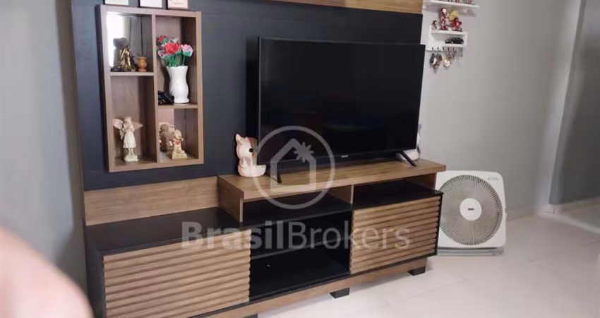 Apartamento à venda com 58,00m² e 3 quartos em Vargem Pequena, Rio de Janeiro - rj