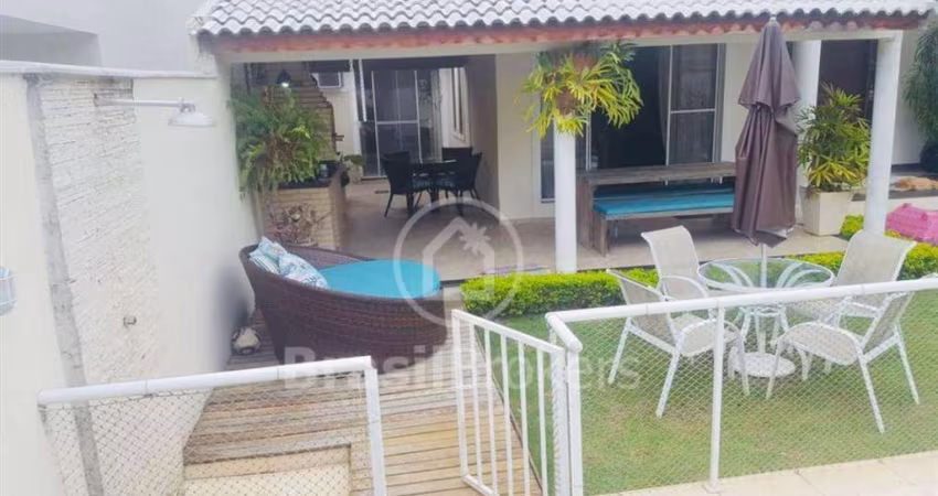 Casa à venda com 250,00m² e 4 quartos em Vargem Pequena, Rio de Janeiro - rj
