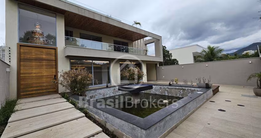 Casa Alto Padrão - Barra da Tijuca