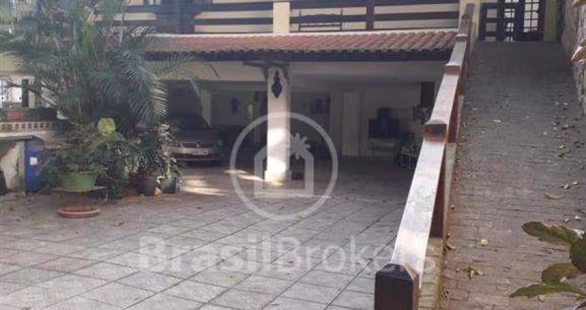 Casa de Condomínio à venda com 1200,00m² e 3 quartos em Itanhangá, Rio de Janeiro - rj