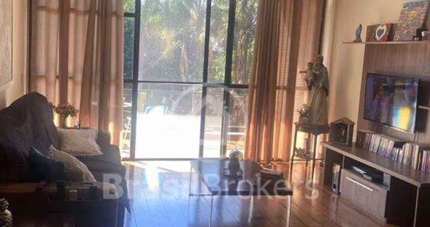 Venha conhecer e se encantar por este apartamento no Recreio.