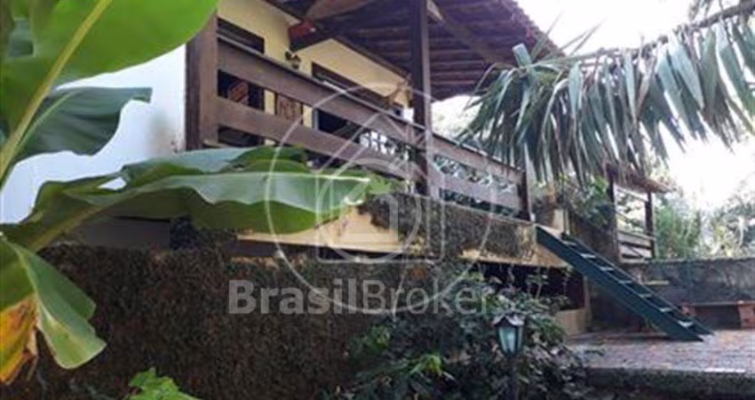 Casa de Condomínio à venda com 442,00m² e 3 quartos em Jacarepaguá, Rio de Janeiro - rj