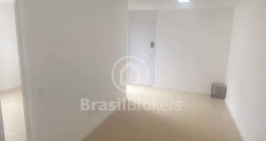 Apartamento tipo casa em jacarepaguá 2 quartos novo