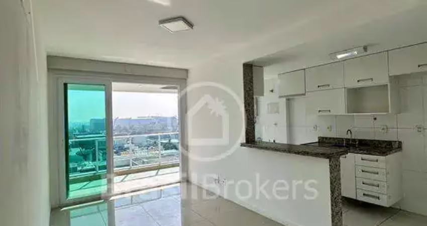 Apartamento de 2 quartos com vista panorâmica no essence condominium