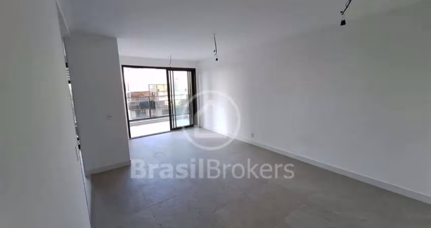 Barra da tijuca, condomínio wave, cobertura de 157 m2, 3 vagas de garagem.