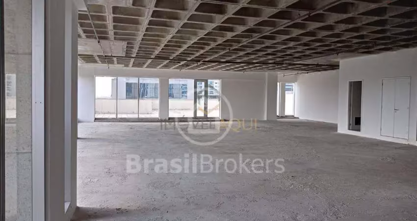 Centro metropolitano, espaço corporativo com 563 m2 , 09 vagas , barra olimpica