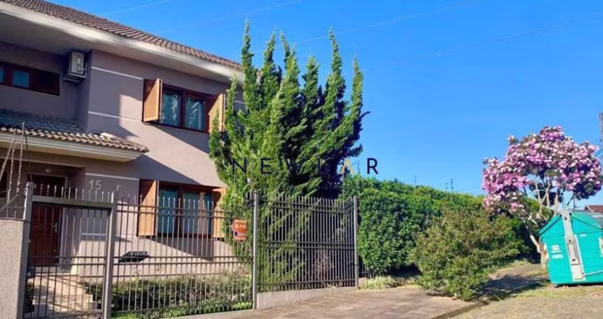 Casa para Venda em Caxias do Sul, Sagrada Família, 3 dormitórios, 1 suíte, 3 banheiros, 3 vagas