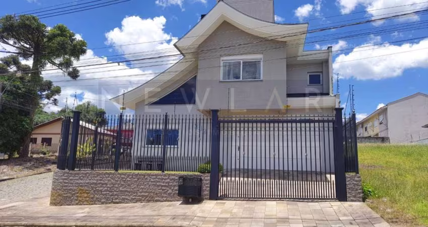 Casa para Venda em Caxias do Sul, São Luíz, 3 dormitórios, 1 suíte, 3 banheiros, 4 vagas