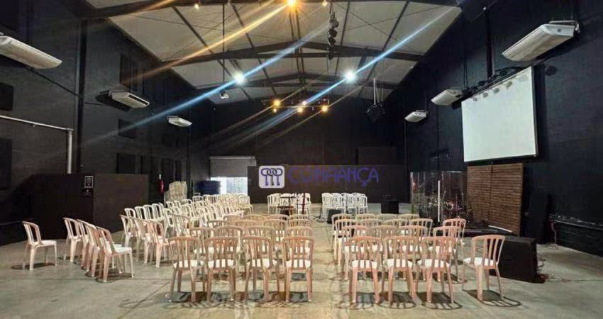 Galpão para alugar, 800 m² por R$ 25.000/mês -  na Professor Gonçalves, Campo Grande - Rio de Janeiro/RJ