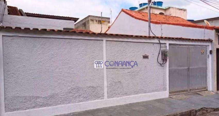 Kitnet com Terreno amplo, no Brito por R$ 180.000 - Campo Grande - RJ