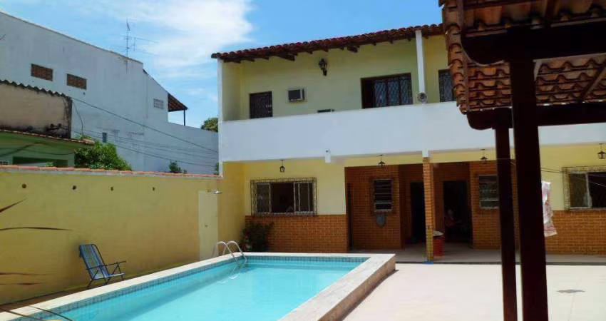 Casa com 5 dormitórios à venda, 300 m² por R$ 1.250.000,00 - Vila Valqueire - Rio de Janeiro/RJ